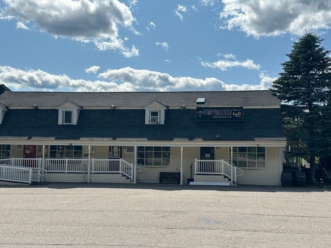 Photo - 748 Calef Hwy Unidad 5