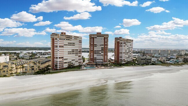 17920 Gulf Blvd Unit 205