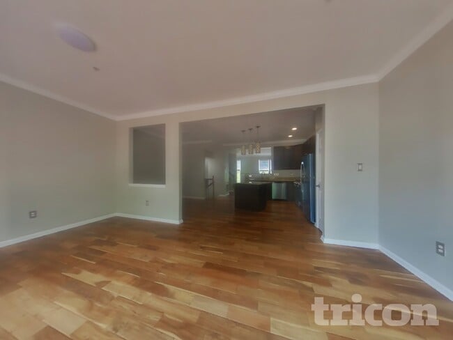 Photo - 1711 Crimson Pl