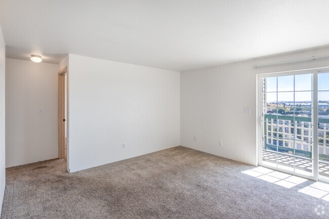 4BR, 2BA - 1,260SF