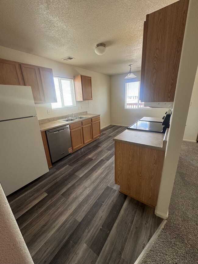 Photo - 3931 Ariel Ave Unidad 3931 Ariel Ave Apt B
