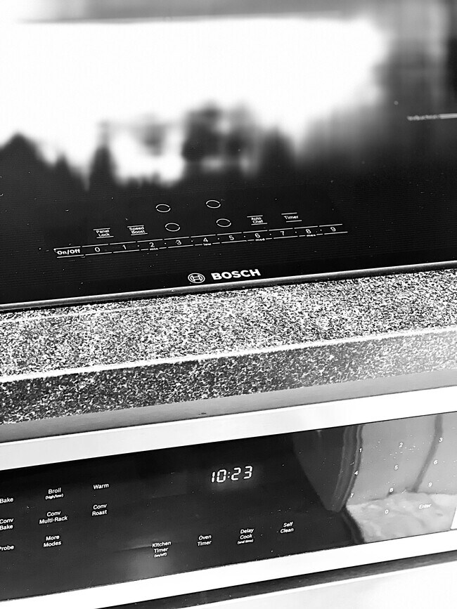 Photo - 328 E 59th St