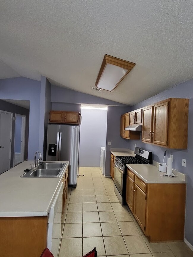 Photo - 616 NE Fenway Ave