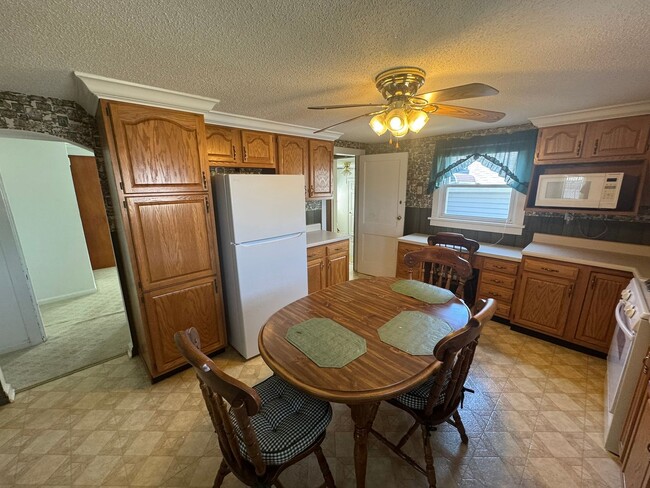 Photo - Cozy 2 Bedroom 1 Bath Home