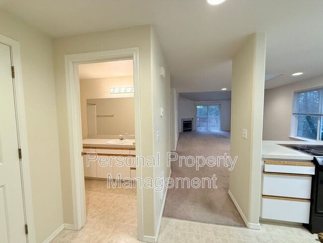 Photo - 2015 SE 114th Ct