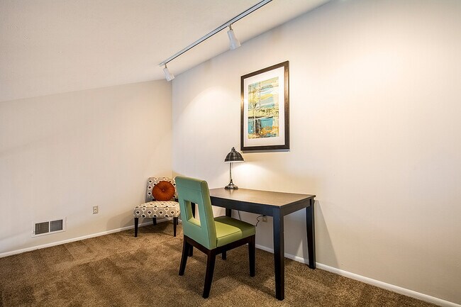Birchway Loft - Living Room - Boulder Creek Apartments