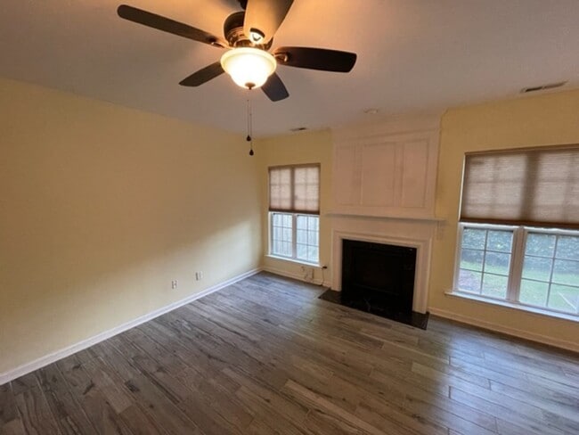 Photo - 8203 Saltwood Pl