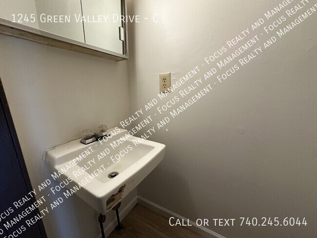 Photo - 1245 Green Valley Dr