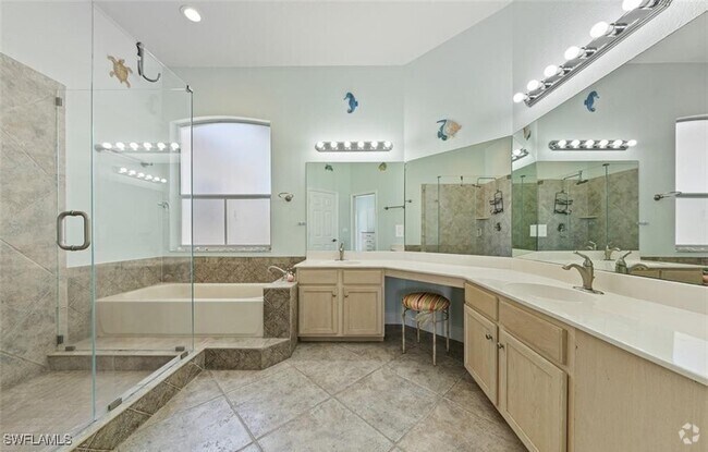 Building Photo - 9050 Las Maderas Dr Unit 201 Rental