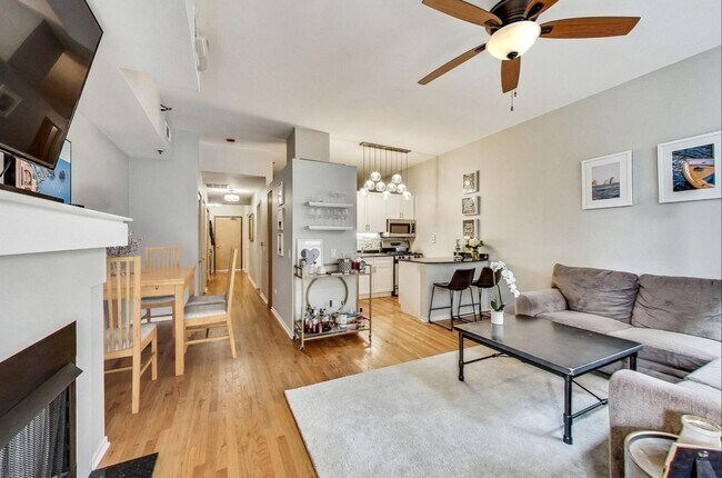 Photo - 770 W Gladys Ave Unit 23E