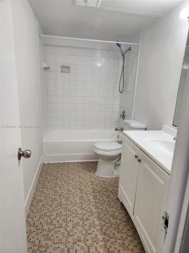 Photo - 15201 NE 6th Ave Unit C202