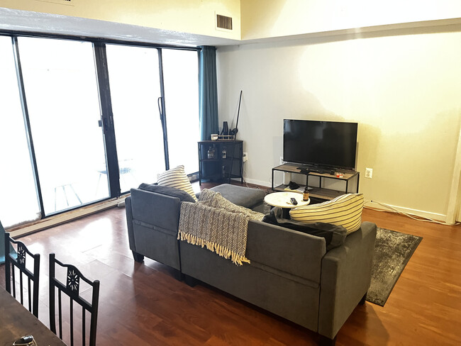 Photo - 147 Kelton St Condo Unit 311