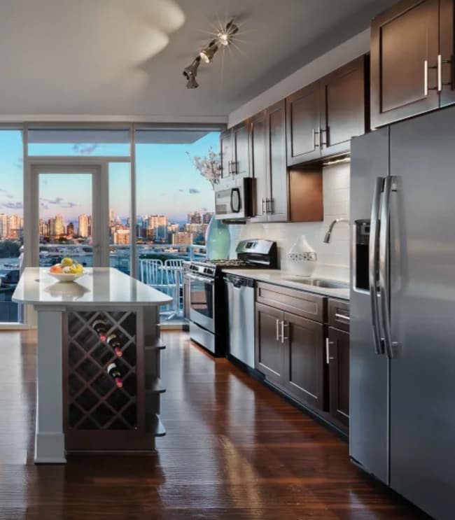 Photo - 1450 N Halsted St