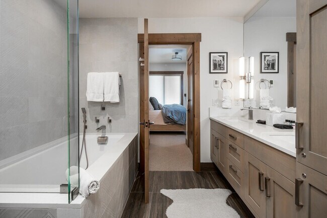 Photo - 8 Diversion Ln Unit SI ID1255718P