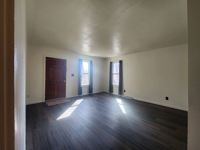 Photo - 1106 Rixon St Unit 1106 Rixon Downstairs