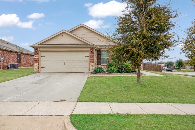 Photo - 2328 Stefani St