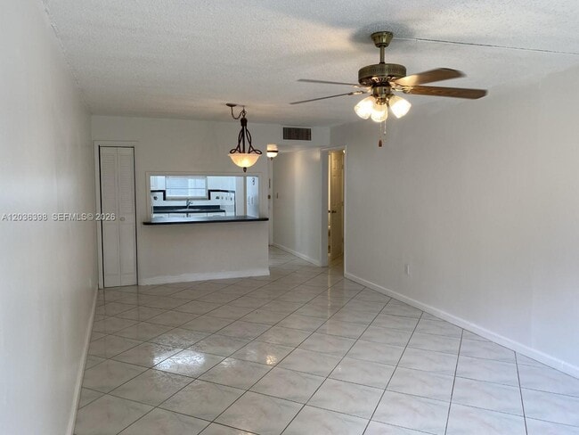 Building Photo - 6507 Winfield Blvd Unit 126-C