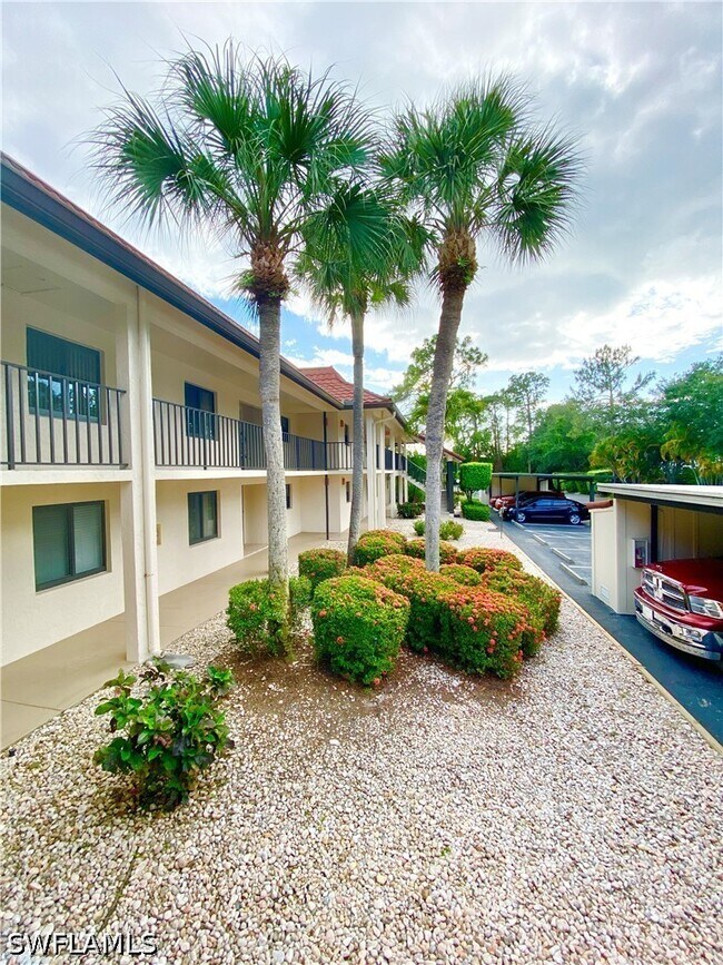 Building Photo - 4955 Pepper Cir Unit B-204