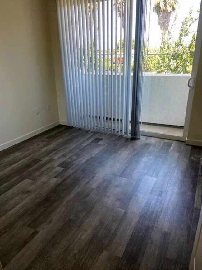 Photo - 3500 Chesapeake