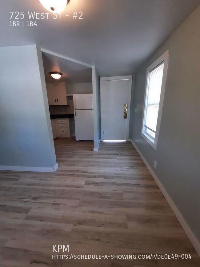 Photo - 725 West St Unit #2