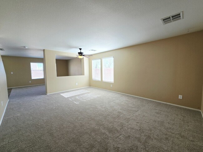 Photo - ACCEPTS SECTION 8 - BEAUTIFUL MUST SEE 3BD/2BA IN SOUTHWEST