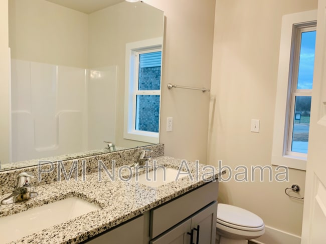 Building Photo - 3203 Jordan Farm Cir NE
