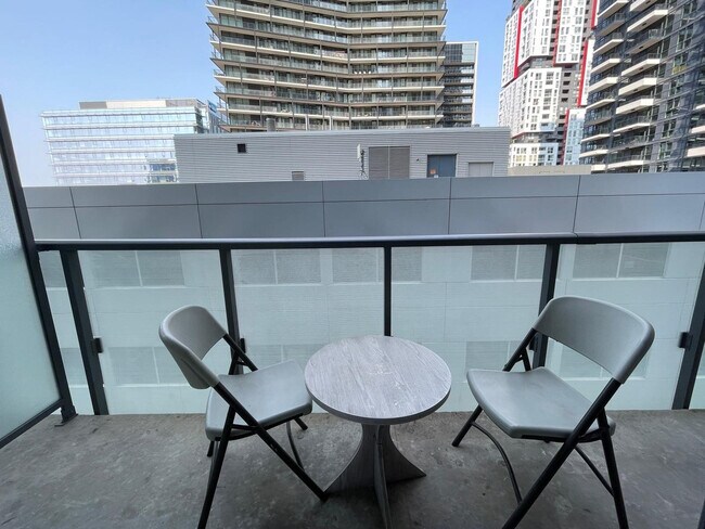 Photo - 334 Adelaide St W Unit FL10-ID1347729P