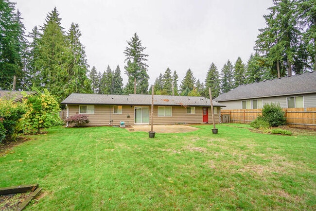 Photo - THREE BEDROOM HOUSE IN VANCOUVER