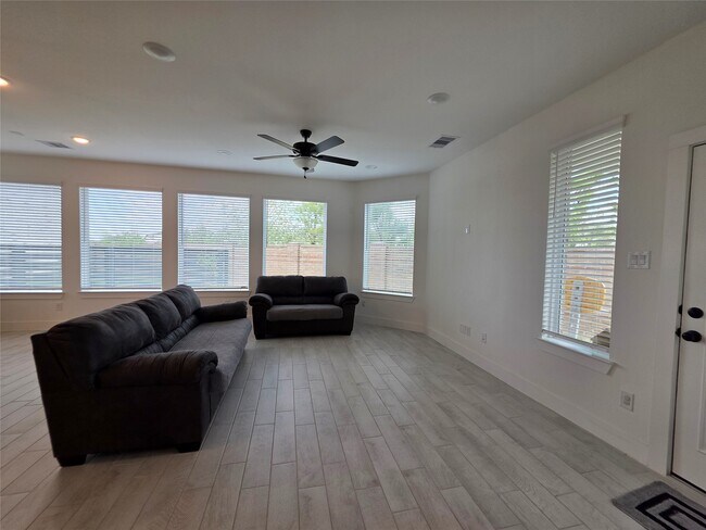 Photo - 18710 Colorado River Ln