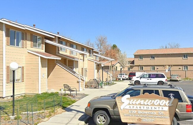 Building Photo - 150 Bowean St