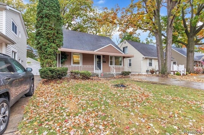 Photo - Elegance Turn-Key 3BR/3BA Home Steps from Beaumont – Fully Updated & Ideally Located