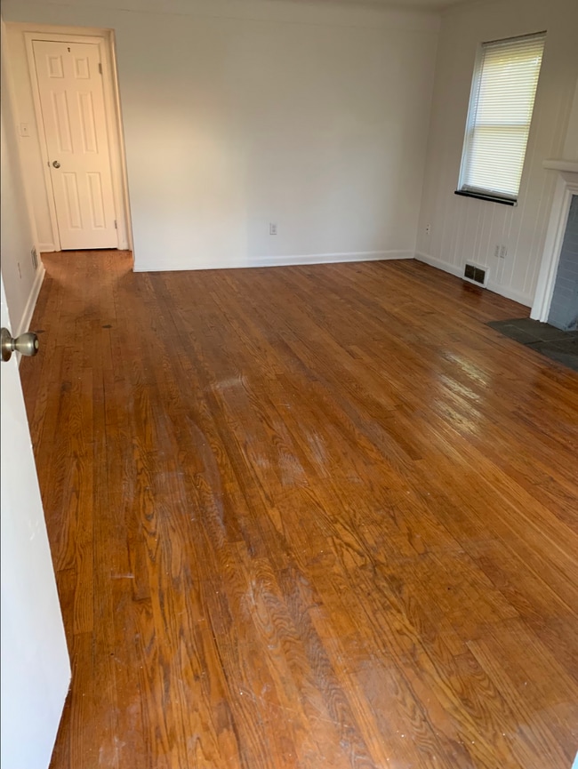 Photo - 39 N Wright Ave