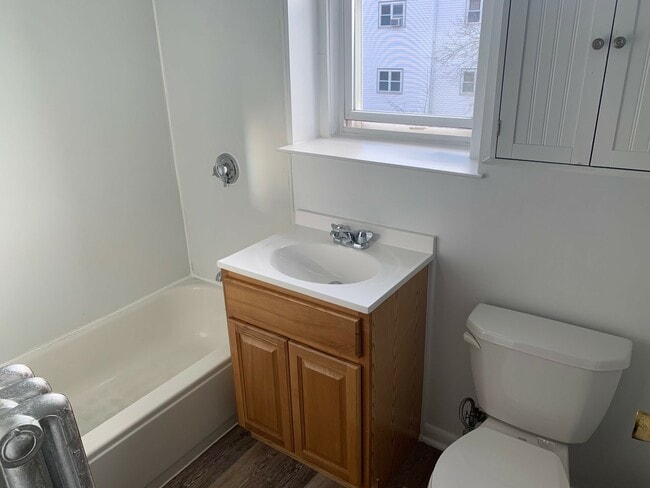 Photo - 14 Mount Hood Rd Unit #3,