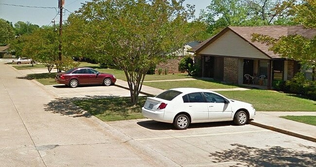 Photo - 202 Keasler St