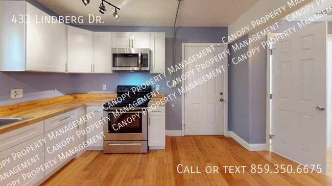 Photo - 433 Lindberg Dr