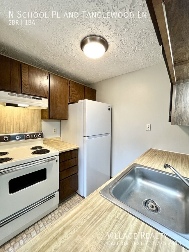 Photo - 307 N School Pl Apartment