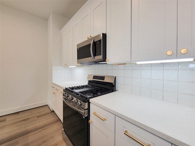Photo - 7705 Earl Rudder Wy
