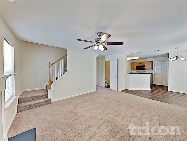 Photo - 2083 Prescott Way