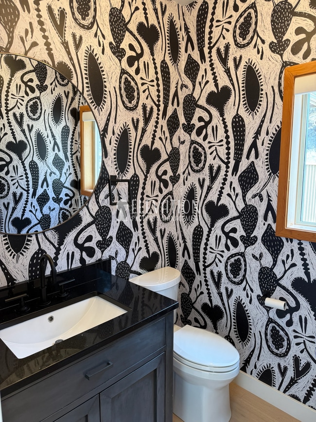 Photo - 5BR / 3.5BA Forest Retreat in NW Bend with ADU included