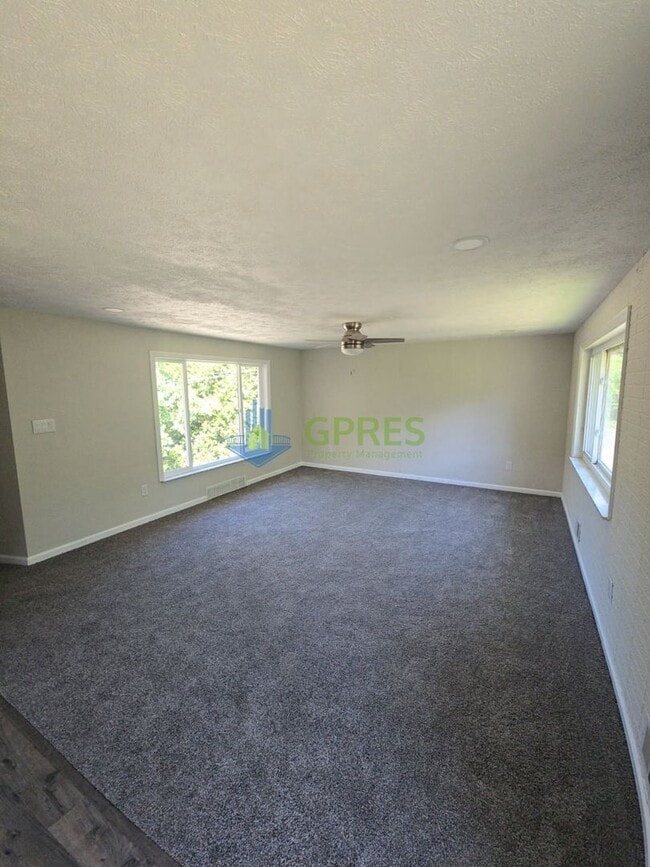 Photo - 5601 Rodgers St