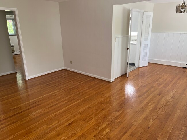 Photo - 1078 Delta Ave Unit #4