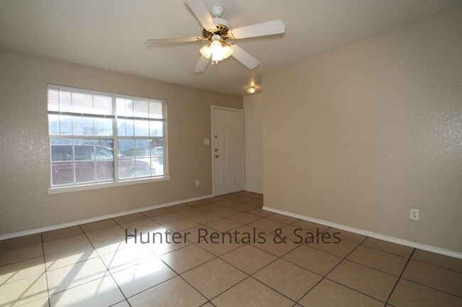 Photo - Updated 3-Bedroom, 2-Bath Townhome with Downstairs Suite in Prime Killeen Location
