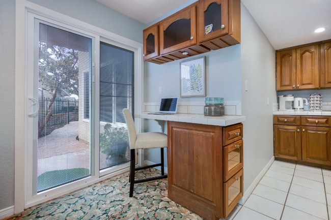 Photo - 247 N Sandpiper Cir