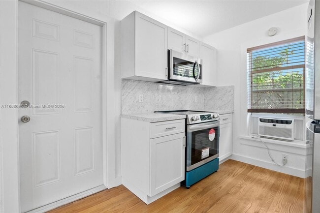 Photo - 1721 SW 21st Ter