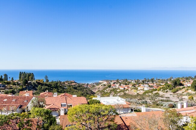 Building Photo - A Coastal Sanctuary with Ocean Views Rental