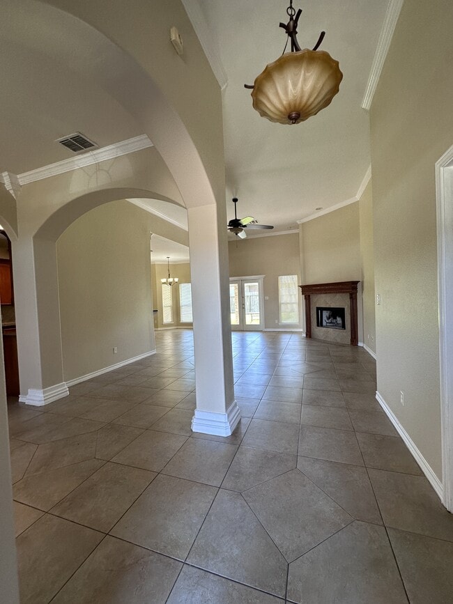 Photo - 5813 Aava Dr