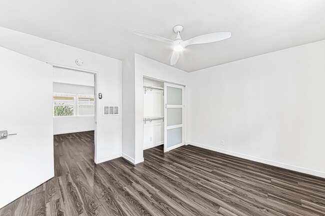 Photo - 4308 E 4th St Unidad 08