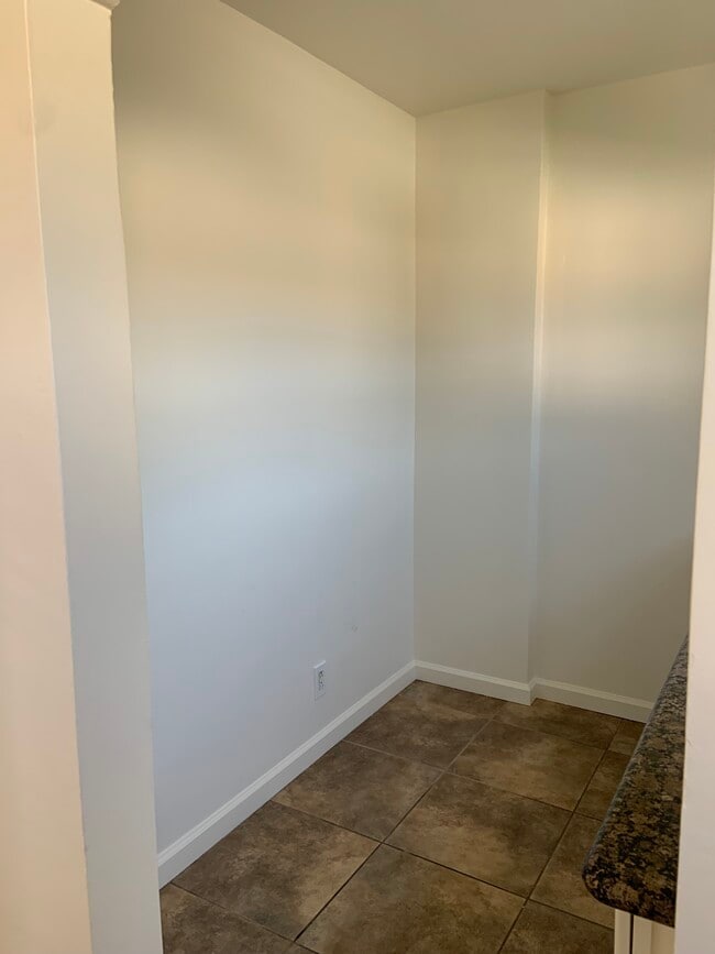 cocina - 105 N Cedar Ave