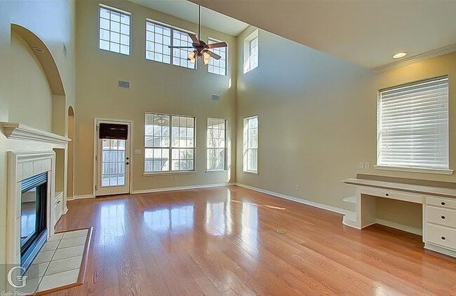 Photo - 110 Diana Dr