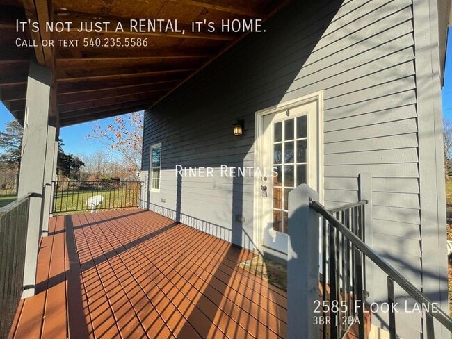Photo - 2585 Flook Ln